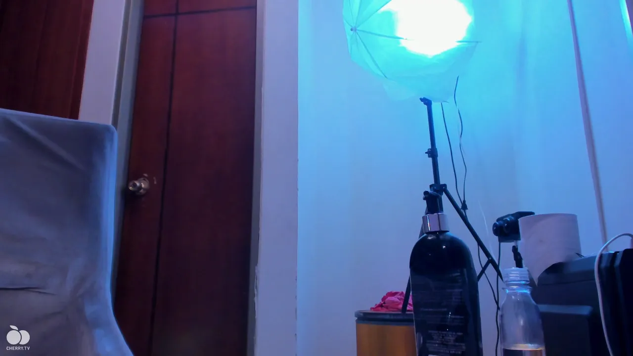 evelynwine Live Webcam on CherryTV