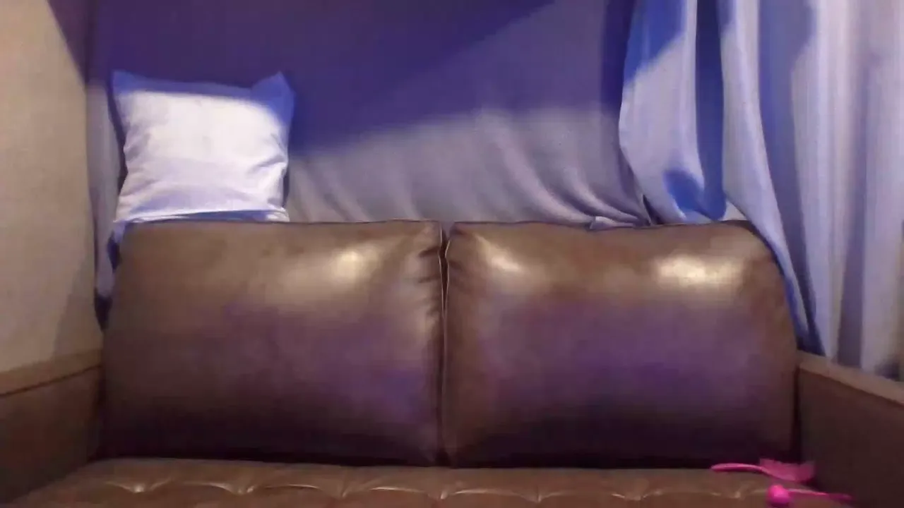 random chat Lovebyevaxoxo