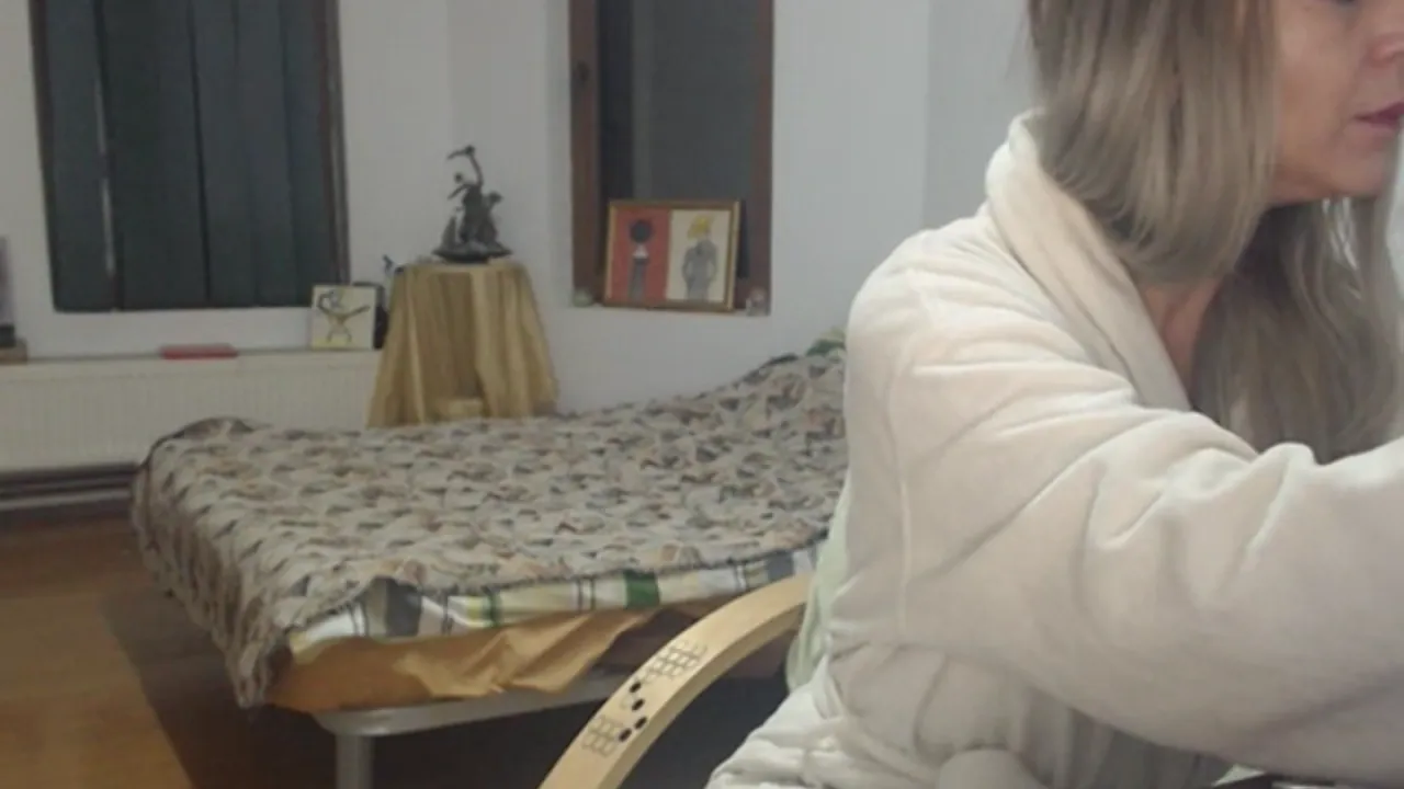 cam random chat Misscelestine