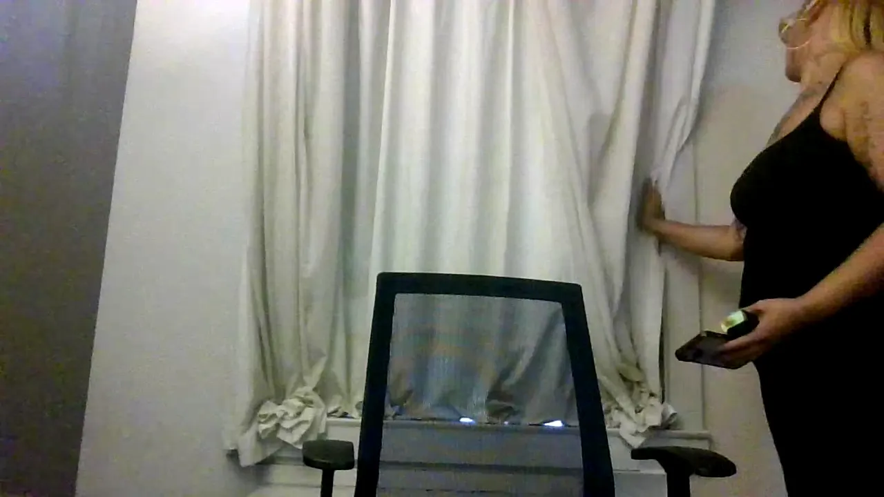roleplay chatroom Freaky Redd 